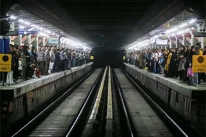 الگوی برداری اشتباه مترو تهران از مترو پاریس
