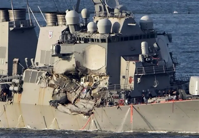 ۱۰ تصادف جالب یگانهای دریایی آمریکا در سالهای اخیر
