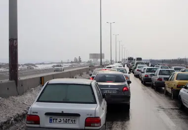 آخرین وضعیت جاده‌ها| ترافیک سنگین در آزادراه قزوین – کرج – تهران و محور شهریار تهران