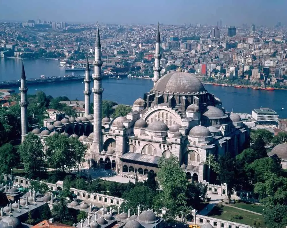 هدف‌گذاری ترکیه برای جذب ۳۸ میلیون گردشگر
