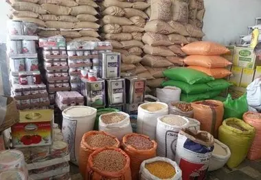 هیچ‌ گونه کمبود کالاهای اساسی نداریم