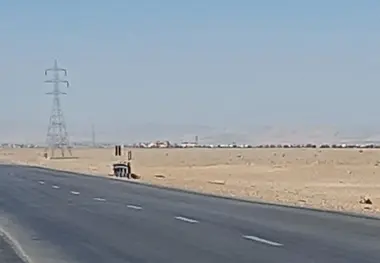 ازدحام کامیون ها در ایست و بازرسی نایین اتوبان را مسدود کرد 