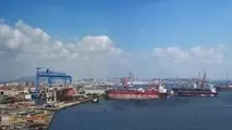 تجهیزات راهبردی بندری از عمان وارد گناوه شد