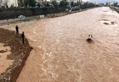 بیشتر راه های ارتباطی بردسکن مسدود است