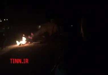 فیلم خبرنگار تین از  اِزْگِله، کانون زلزله/  27 ساعت پس از زلزله هنوز نه کمکی رسیده نه مسئولی