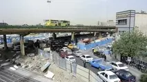 جمع‌آوری " پل گیشا" در انتظار چراغ سبز پلیس