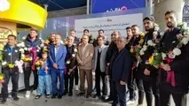 مراسم استقبال از اعضای تیم والیبال سالنی واگن پارس مپنا در فرودگاه امام