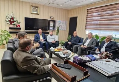 بازدید معاون بازرگانی و بهره برداری از ایستگاه راه‌ آهن مراغه  