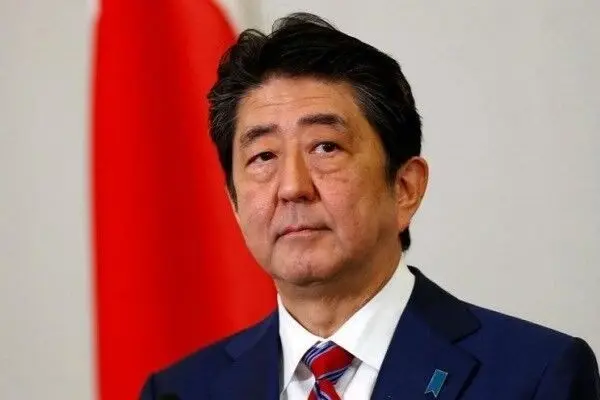  	نخست وزیر ژاپن بر کاهش تنش در خلیج فارس تاکید کرد 