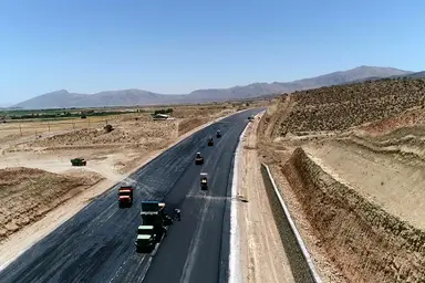 مشکل ارتباطی در آزادراه شیراز-اصفهان، فقدان برق اعلام شد