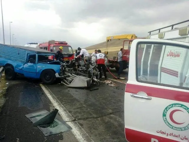 کشته و زخمی شدن 7 نفر بر اثر تصادف در محور سلماس-خوی