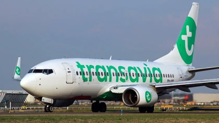 Transavia Boeing 737 Both Autopilots Fail Near Prague