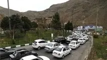 ترافیک نیمه‌سنگین در آزادراه تهران کرج/ باران و مه‌گرفتگی در مازندران