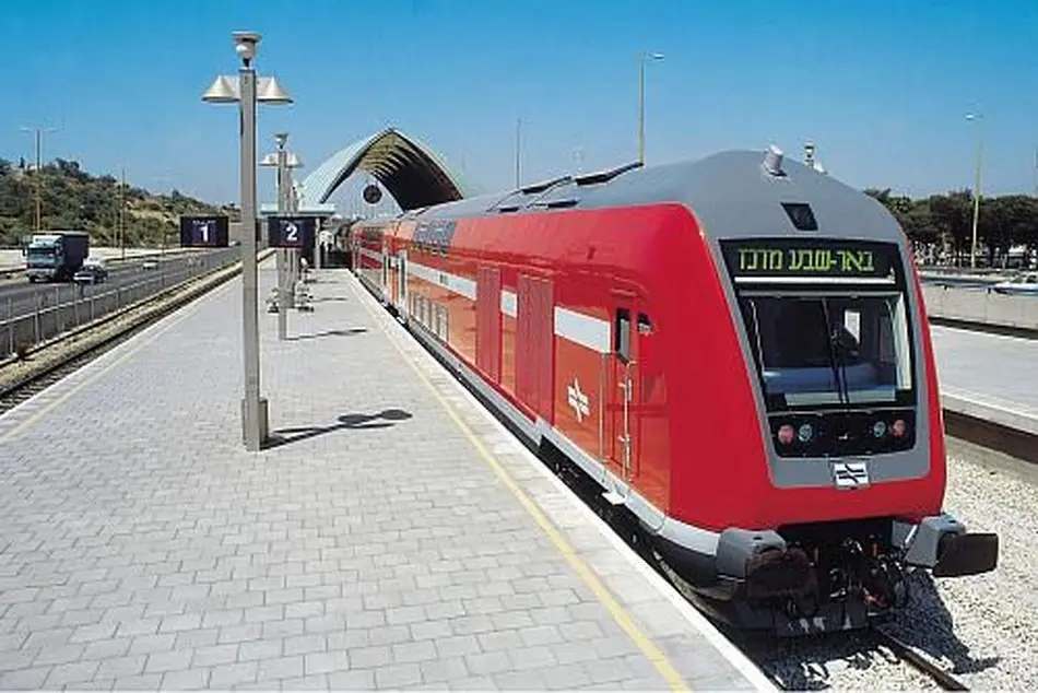  Alstom and Siemens vie for Israeli EMU order 