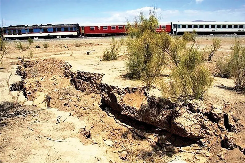 فرونشست 40 درصد جمعیت ایران را تهدید می‌ کند
