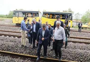 بررسی فنی و ایمنی خط ریلی رشت بندرکاسپین با حضور مدیرعامل راه‌ آهن