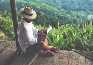 TOP 5 NEEDS OF MODERN TRAVELER IN A HOTEL