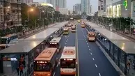 آتش‌ سوزی یک دستگاه اتوبوس در خیابان ولیعصر تهران+ فیلم