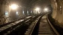چراغ قطار شهری کرج نباید خاموش شود!