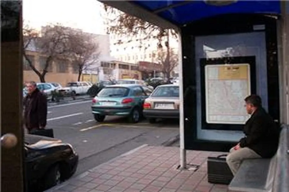 نوسازی سرپناه ایستگاه های اتوبوس در شمال تهران 