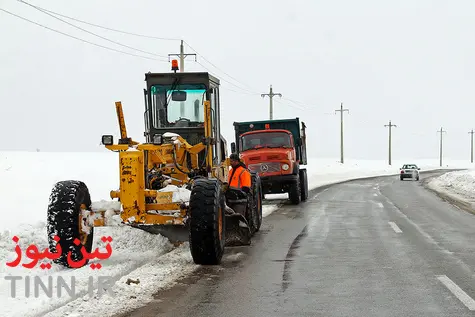 برف‌روبی و بازگشایی جاده‌ها در آذربایجان غربی