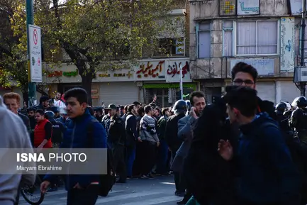 برخی اعتراضات امروز در پی گرانی و سهمیه‌بندی بنزین