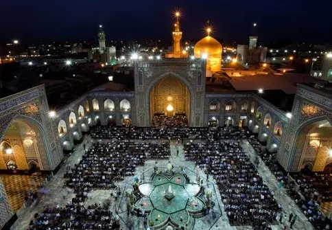 Iran, Iraq to expand ties on religious tourism