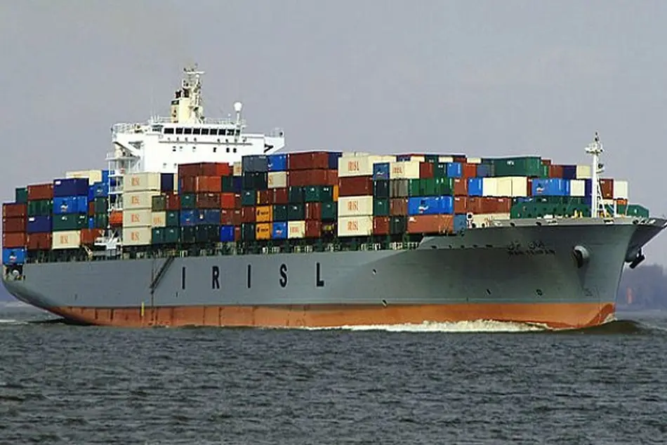 استفاده از خط کشتیرانی برای تجارت با کشور عمان