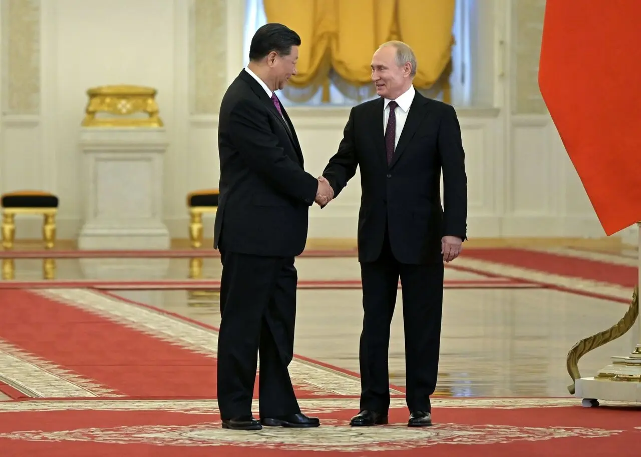 روسیه و چین تجارت با دلار را محدود کردند