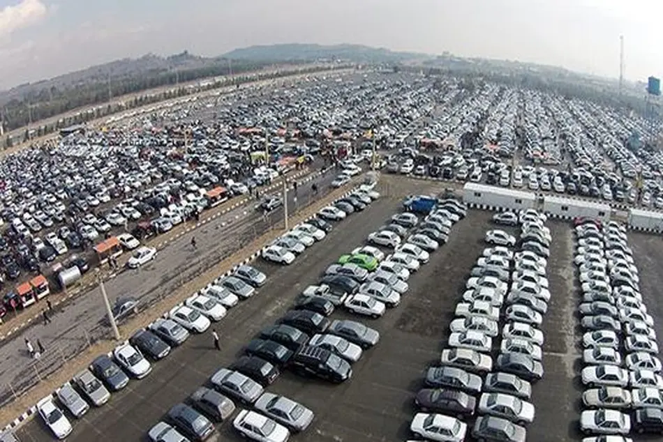 خودروسازان عامل افزایش سرسام‌آور قیمت خودرو