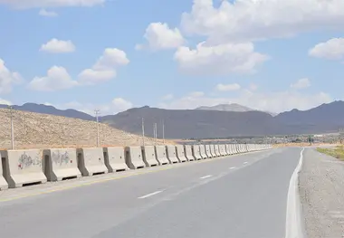 عملیات اجرایی احداث باند دوم در محور جیرفت کهنوج رودان آغاز شد