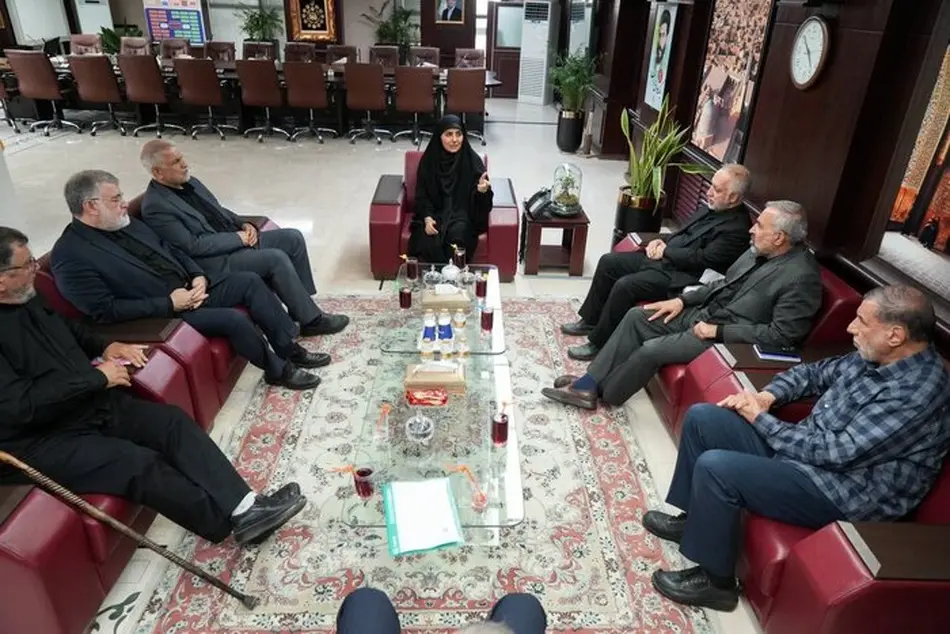 چگونگی بازسازی تهران با محوریت بنیاد مسکن بررسی شد