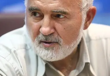 نظر احمد توکلی درباره جنگ با آمریکا و فساد