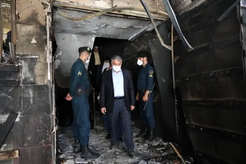 محسن هاشمی: آتش‌نشانی با افزایش نظارت از تکرار حوادث پیشگیری کند