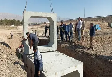 عملیات احداث زیرگذر عابرپیاده زرند با موفقیت به پایان رسید 