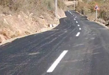 آسفالت ۹ روستای شهرستان مهاباد آغاز شد
