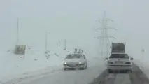 بارش سنگین برف در مسیرهای هراز و فیروزکوه