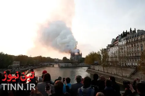 بهت فرانسوی‌ها از یک حادثه تلخ؛ «نوتردام» در آتش