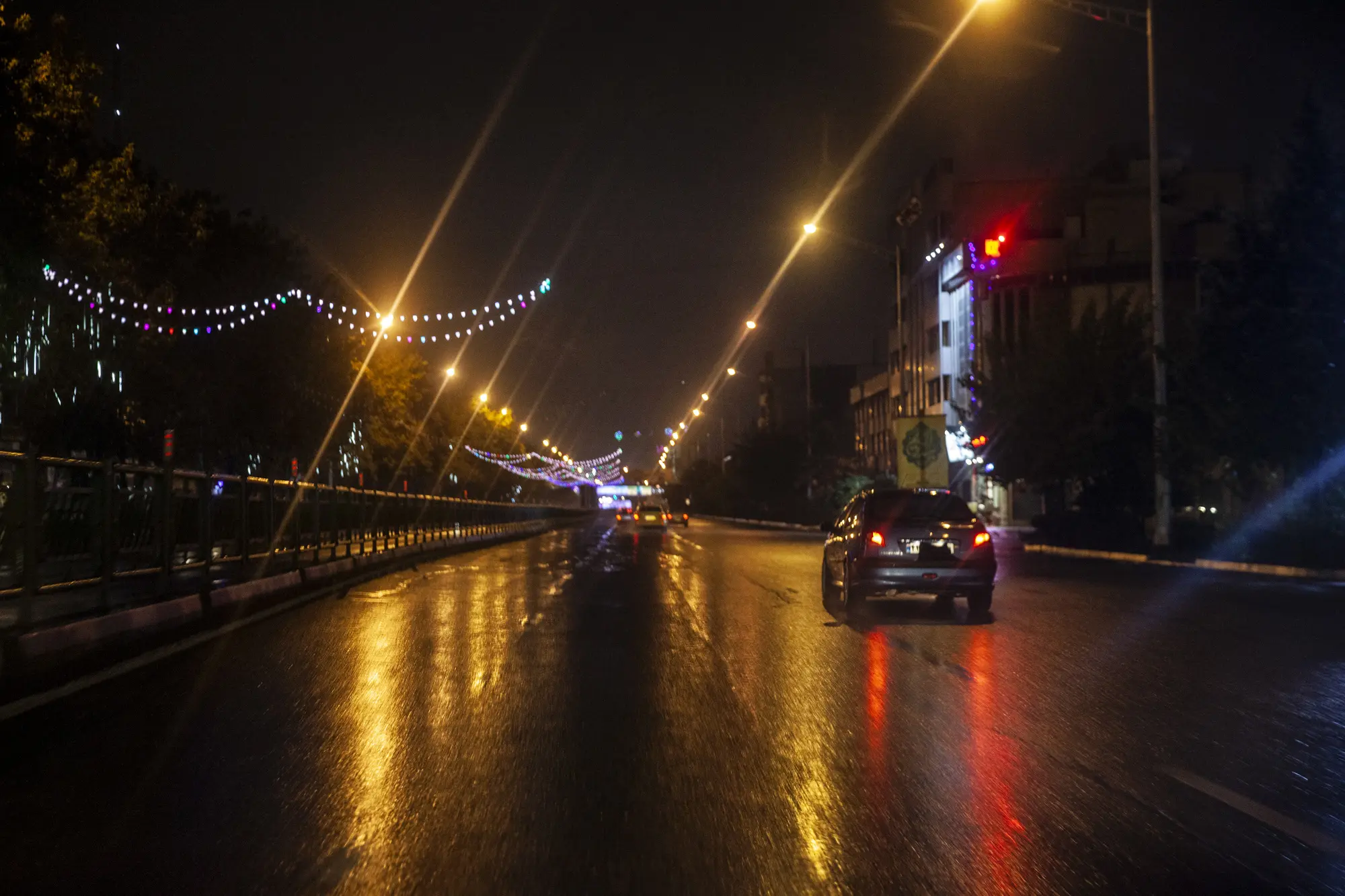 محدودیت تردد از ساعت ۲۱ تا ۴ در تهران ادامه دارد