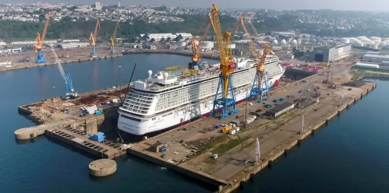 326-Meter Norwegian Breakaway Completes Dry Docking at Damen Shiprepair Brest