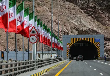  فیلم| نگاهی به آزادراه تهران شمال که به تازگی قطعه 2 آن افتتاح شد 
