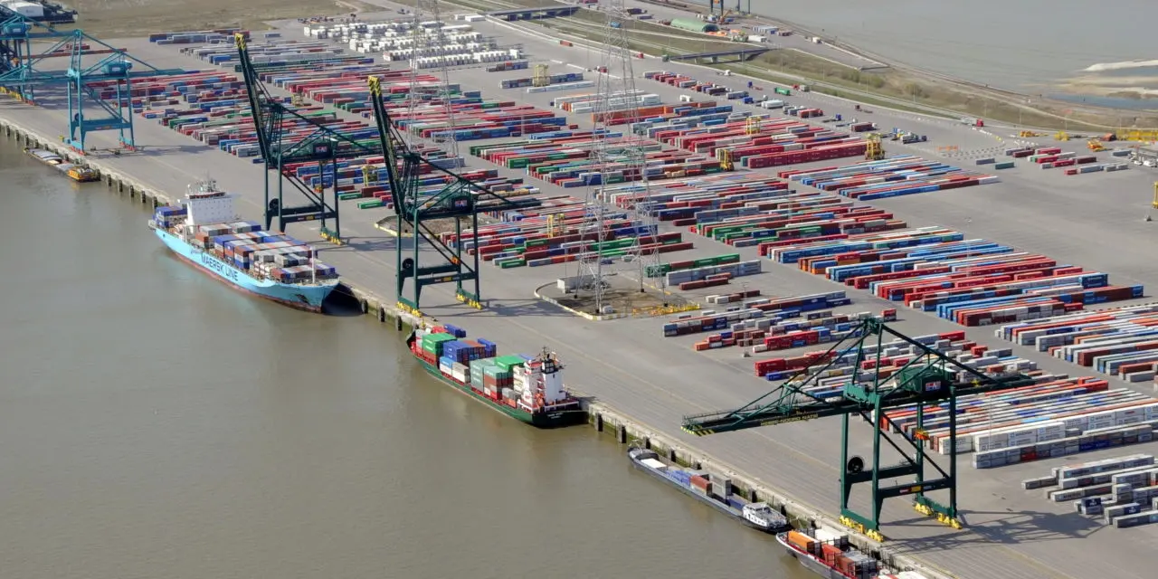 Port of Hull expands container connections with Antwerp