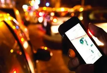 قوانین تاکسی‌های اینترنتی به زیان رانندگان است