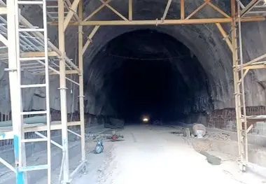 ۷۲۴ متر از تونل آزادی ایلام حفاری شد