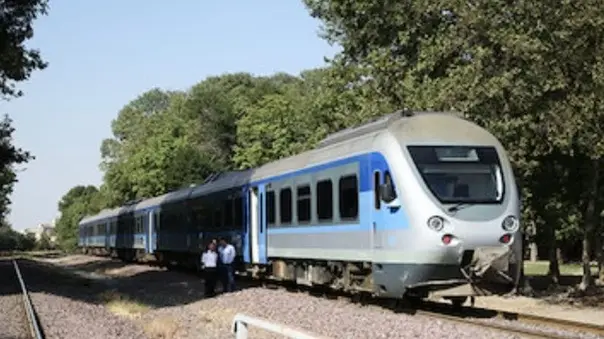 فیلم| همراهی ریل و جاده در محور زنجان میانه