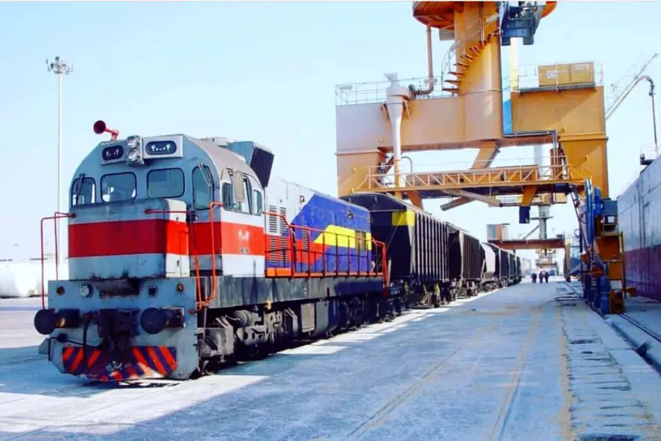 مواهب اتصال شرکت آهن و فولاد ارفع به ریل سراسری