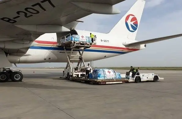 خدمات هندلینگ به هواپیمای حامل کمک‌های بشردوستانه چین توسط هما
