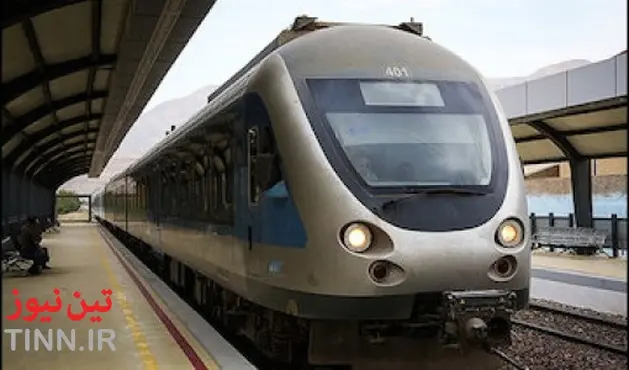 تفاهم چندجانبه برای ارتقای خدمات‌رسانی قطار حومه‌ای تهران - پرند