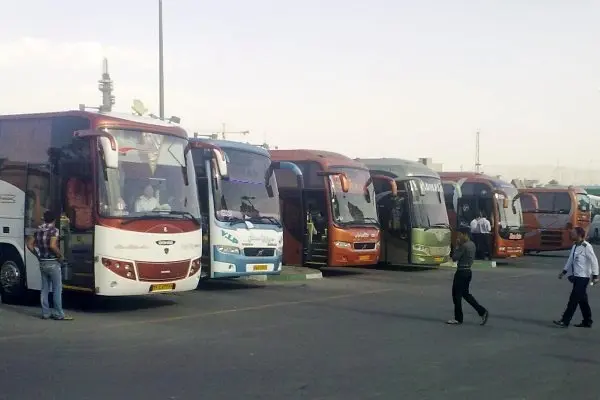 رعایت فاصله اجتماعی در ناوگان حمل و نقل عمومی استان تهران کم است