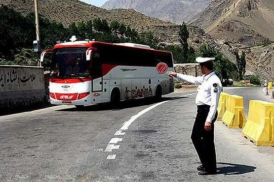 رانندگان اتوبوس ملزم به ساعت زدن  در پاسگاه‌ پلیس از ۱۰ شب تا ۷ صبح شدند
